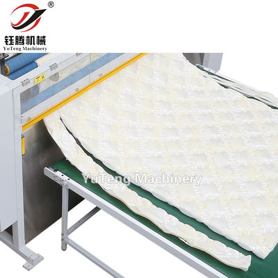 เครื่องตัดอุตสาหกรรมคอมพิวเตอร์ อัตโนมัติสําหรับผ้า Quilted