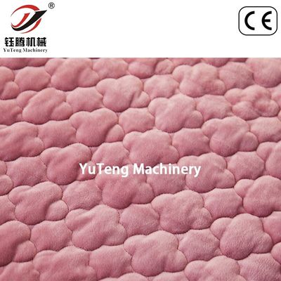5.5KW คอมพิวเตอร์ เครื่องวางผ้าอ้อมผ้าอ้อม Multi Needle สําหรับผ้าห่ม